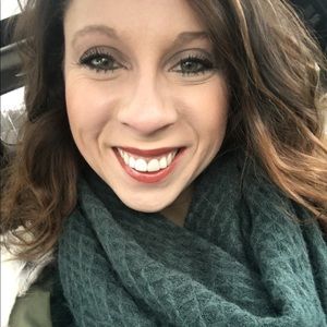 Meet your Posher, Kara